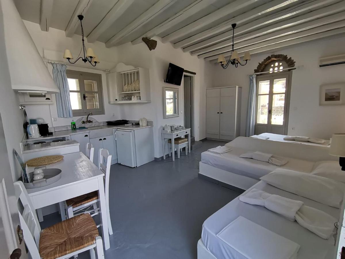 Elia Apartments Agios Romanos Ngoại thất bức ảnh
