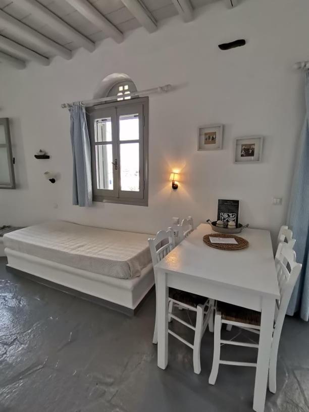 Elia Apartments Agios Romanos Ngoại thất bức ảnh